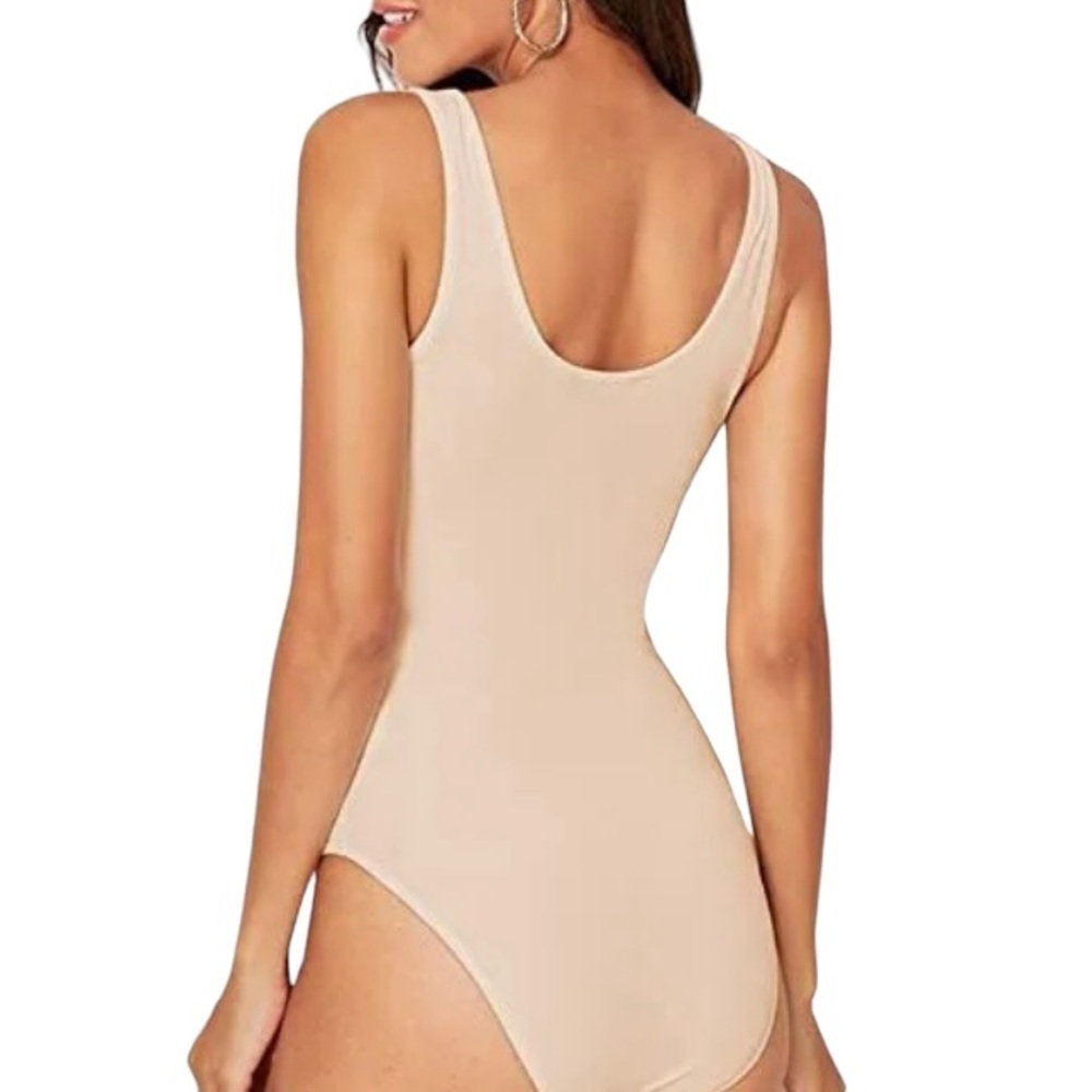 Bellelovin Bodysuit Womens Size Large Tank Top Square Neck Nude Beige Snap
